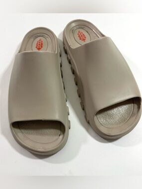 Free People Movement Halftime Slides